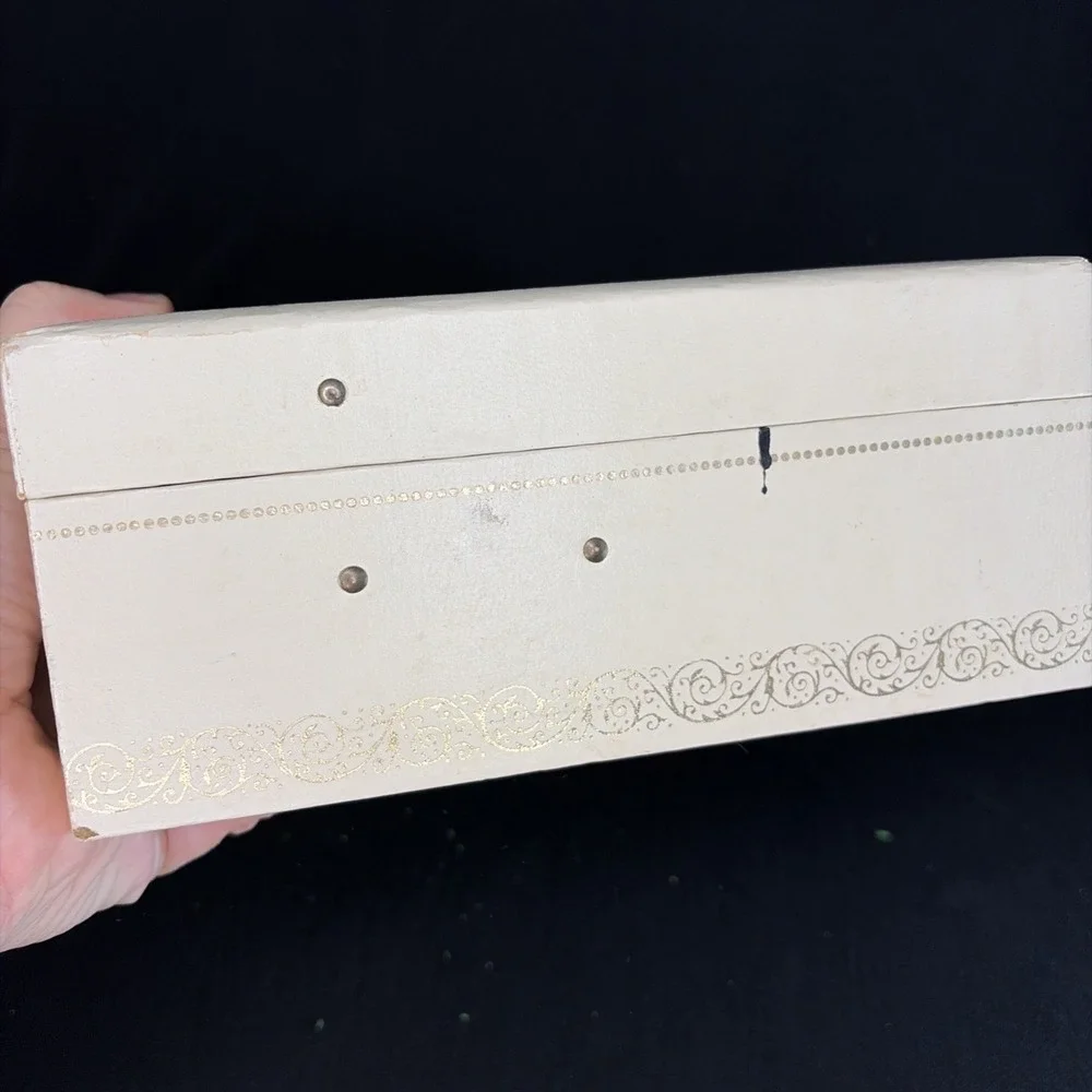 Vintage Mele Ivory Jewelry box Two Tier w Necklace Hooks, Mustard, 12.5x8x3.5